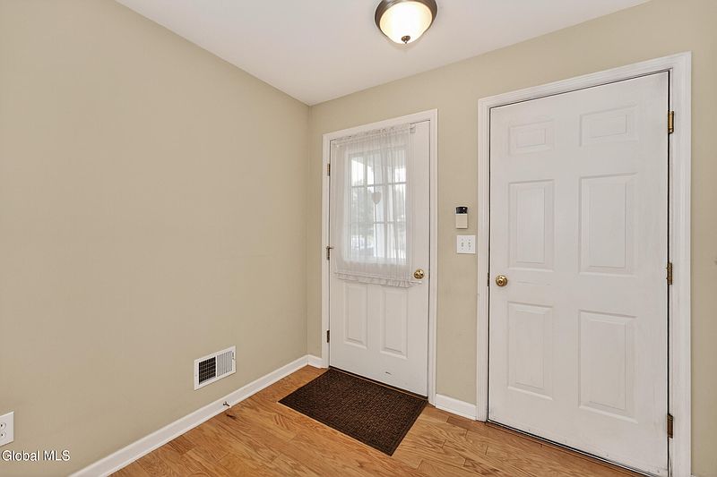 5th image of 32 Annabelle Place