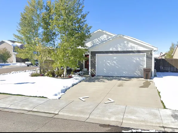 608 Pony Express Trl, Evansville, WY 82636