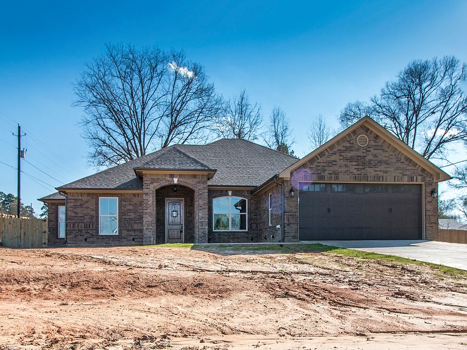 1st image of 113 Park Dr