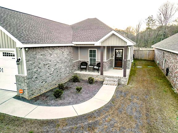 2nd image of 61 N Barnes Field Dr