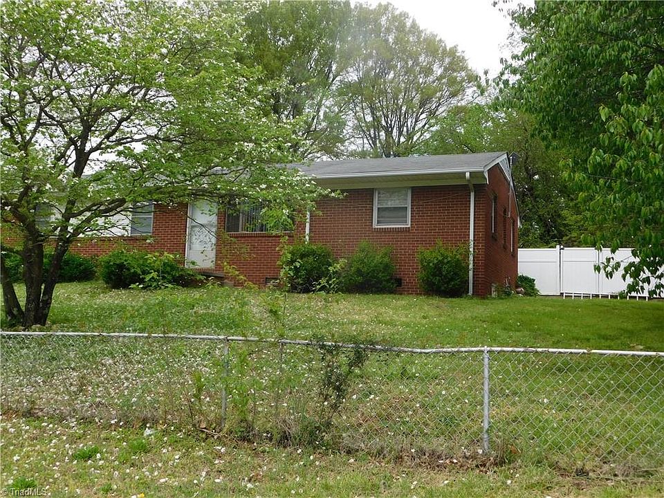 2nd image of 3810 Immanuel Rd