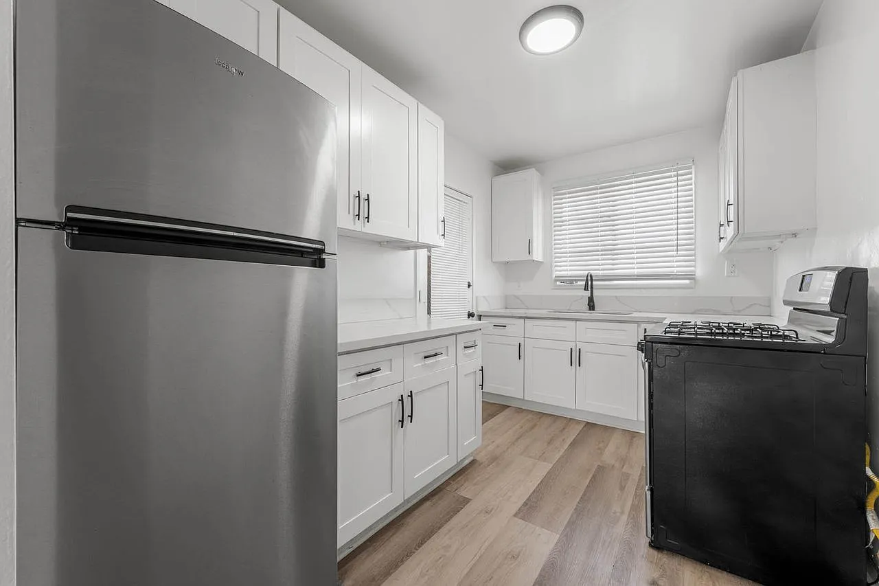 1 bed, 700 sqft, $1,725 — Photo 4