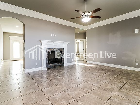 4th image of 551 Sundowner Ranch Ave