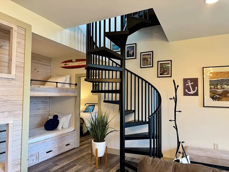 264 Needle Eye Rd — Photo 37