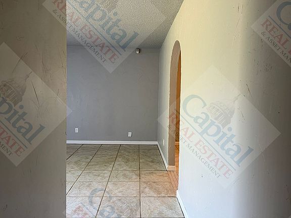 3rd image of 721 Lloyd Ave