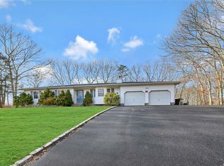 150 Ellen St, Riverhead, NY 11901