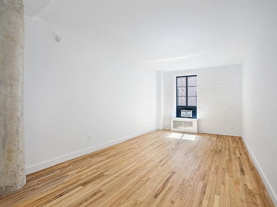 1st image of 726 Greenwich St #6K