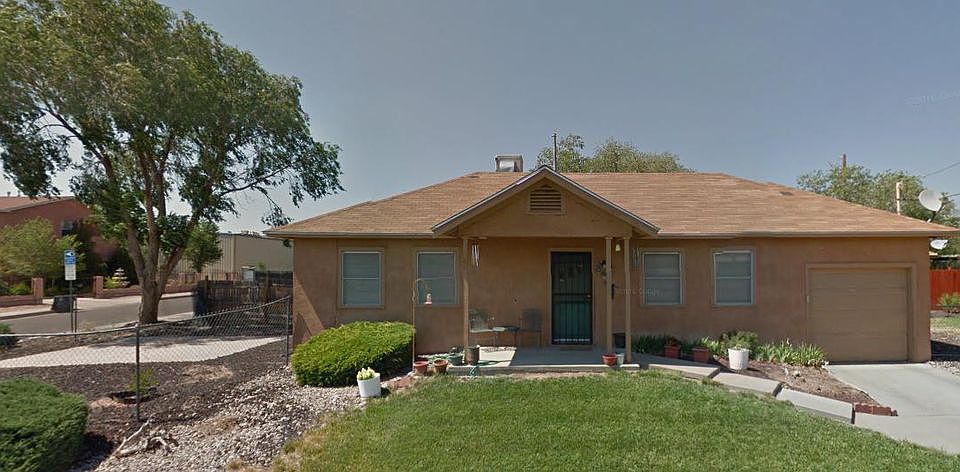 1st image of 8001 Trumbull Ave SE