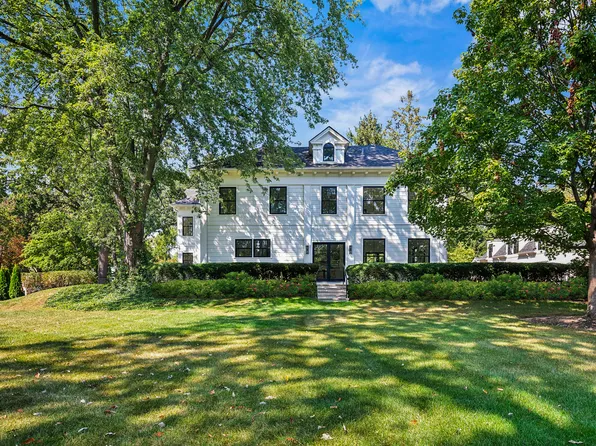 611 Abbotsford Rd, Kenilworth, IL 60043