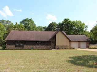 455 Ridgefield Dr, Wetumpka, AL 36093