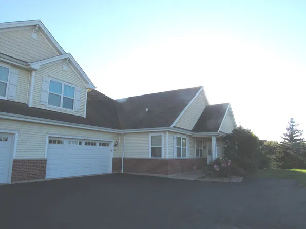 19922 Traditions Dr, Olympia Fields, IL 60461