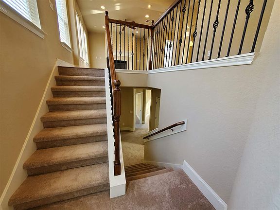 4th image of 2620 Cedar Springs Ln