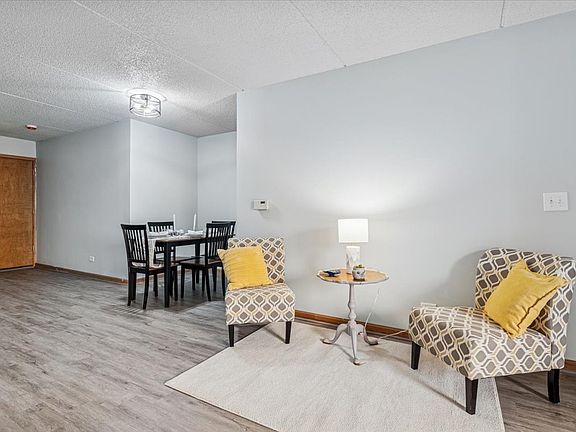 4th image of 8710 W Evelyn Ln APT 106