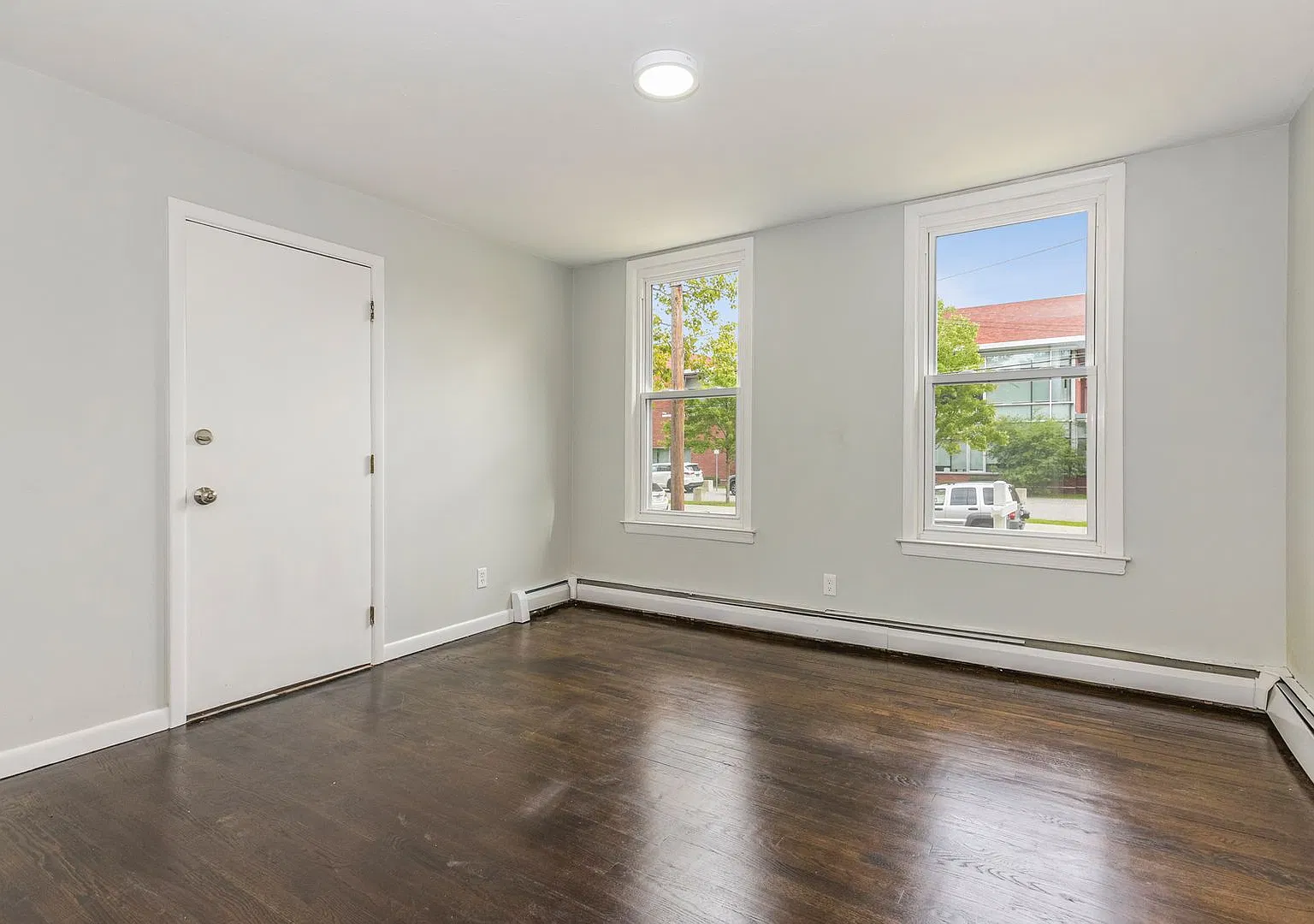140 Nash Street — Photo 4