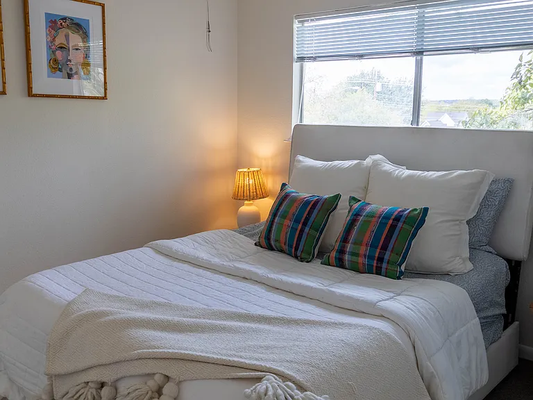 5516 Roosevelt Ave #201 — Photo 11