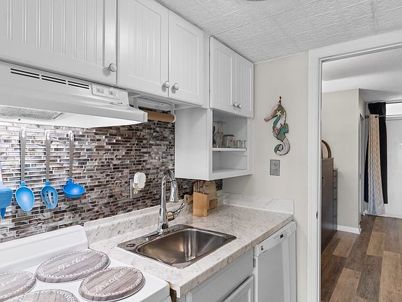 5th image of 7500 N Ocean Blvd. #6010