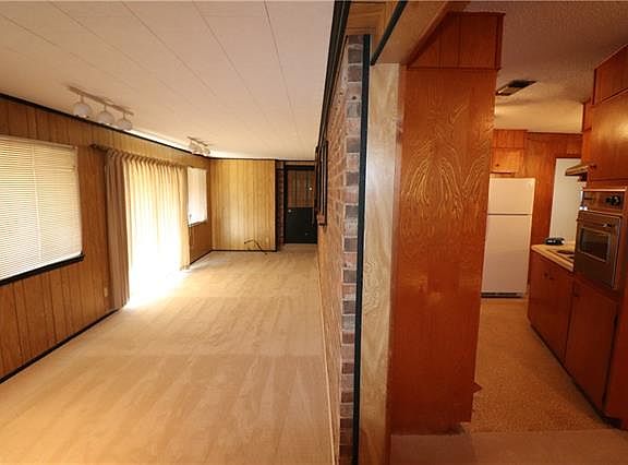 5th image of 7763 Blarney Dr