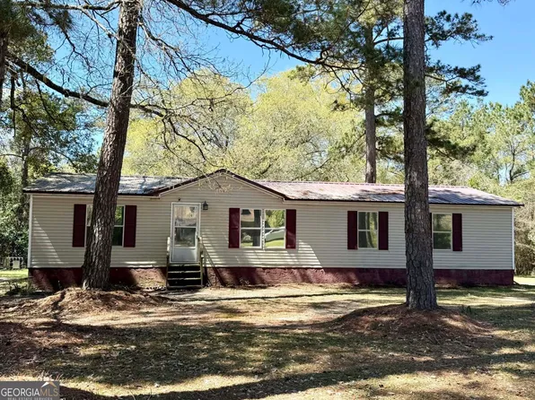 159 Ragan St, Leesburg, GA 31763