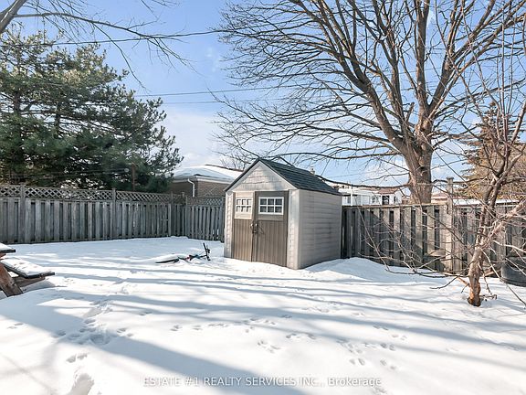 5th image of 116 Addington Cres