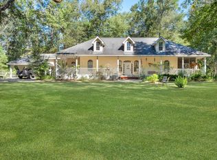 560 China Berry Ln, Havana, FL 32333