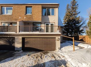 146 Grandin Woods Est, Saint Albert, AB T8N2Y4
