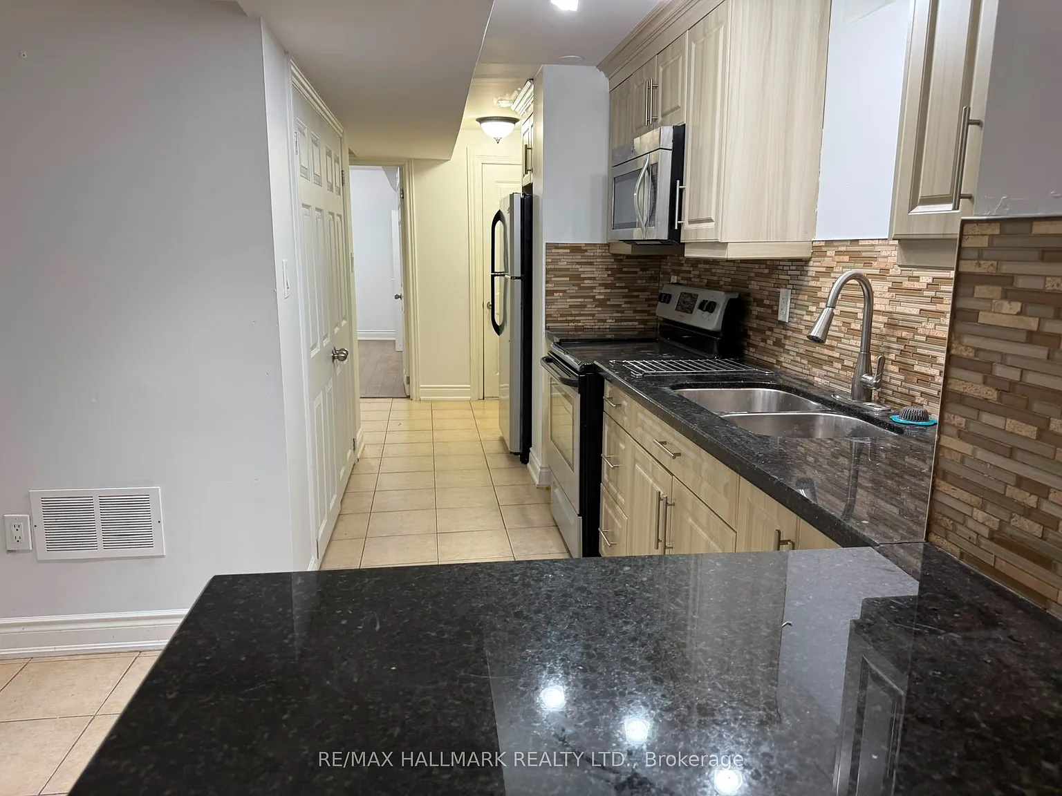 2 bed, $1,550 — Photo 4