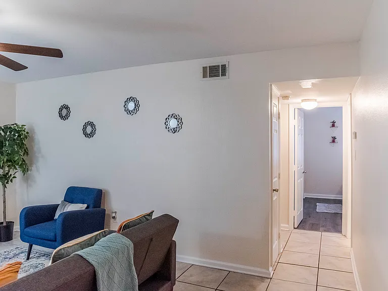 628 Magnolia St — Photo 21