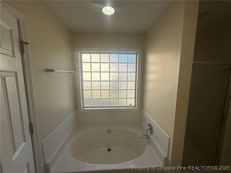 5724 Crepe Myrtle Dr — Photo 19