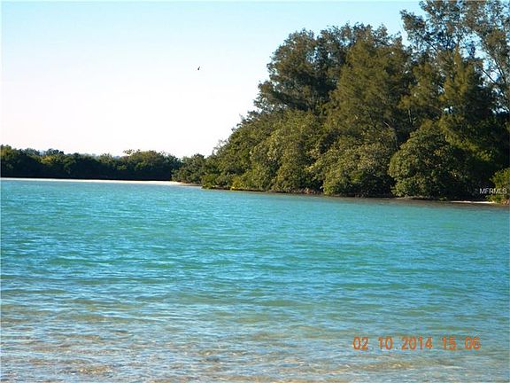 3rd image of 27351 Deep Creek Blvd