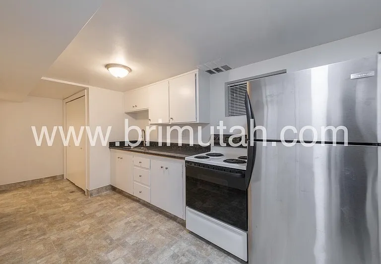 1877 E Osage Orange Ave #2 — Photo 7