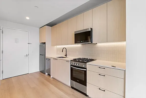 Rented by Living New York | media 33