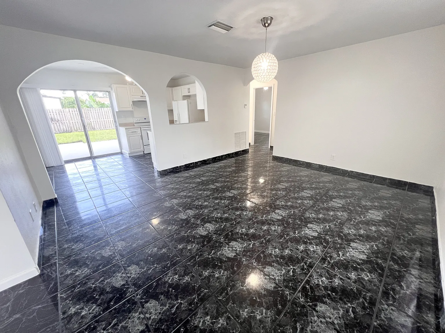 1730 SW 64th Terrace (MEFOR) - 245 — Photo 3