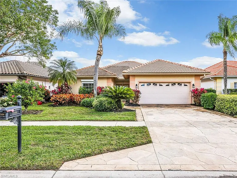 7100 Falcons Glen Blvd — Photo 1