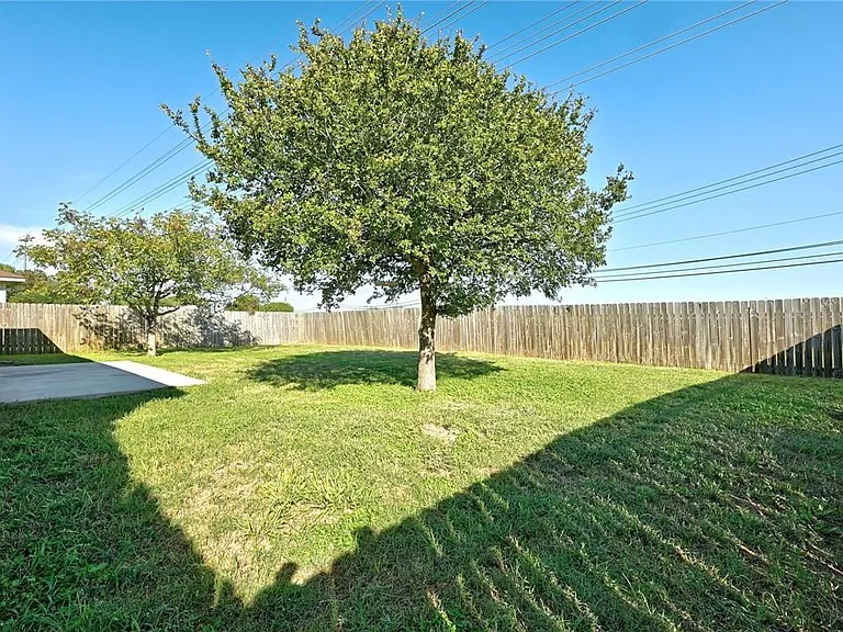 11724 Gemmer St — Photo 22