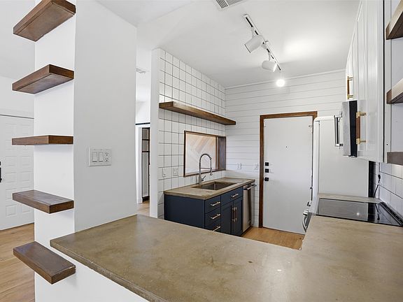4th image of 5616 Preston Oaks Rd APT 1601