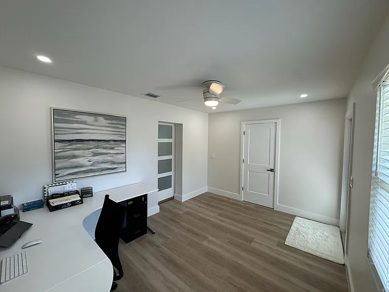 9337 Silverthorne Dr — Photo 25