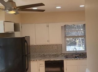 69 Homefield Ave, Providence, RI 02908