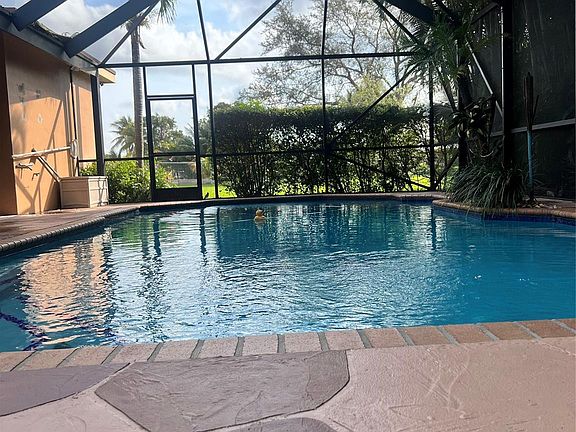 5th image of 8948 SW 53rd Street