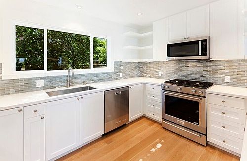 1st image of 20 Marin Ave