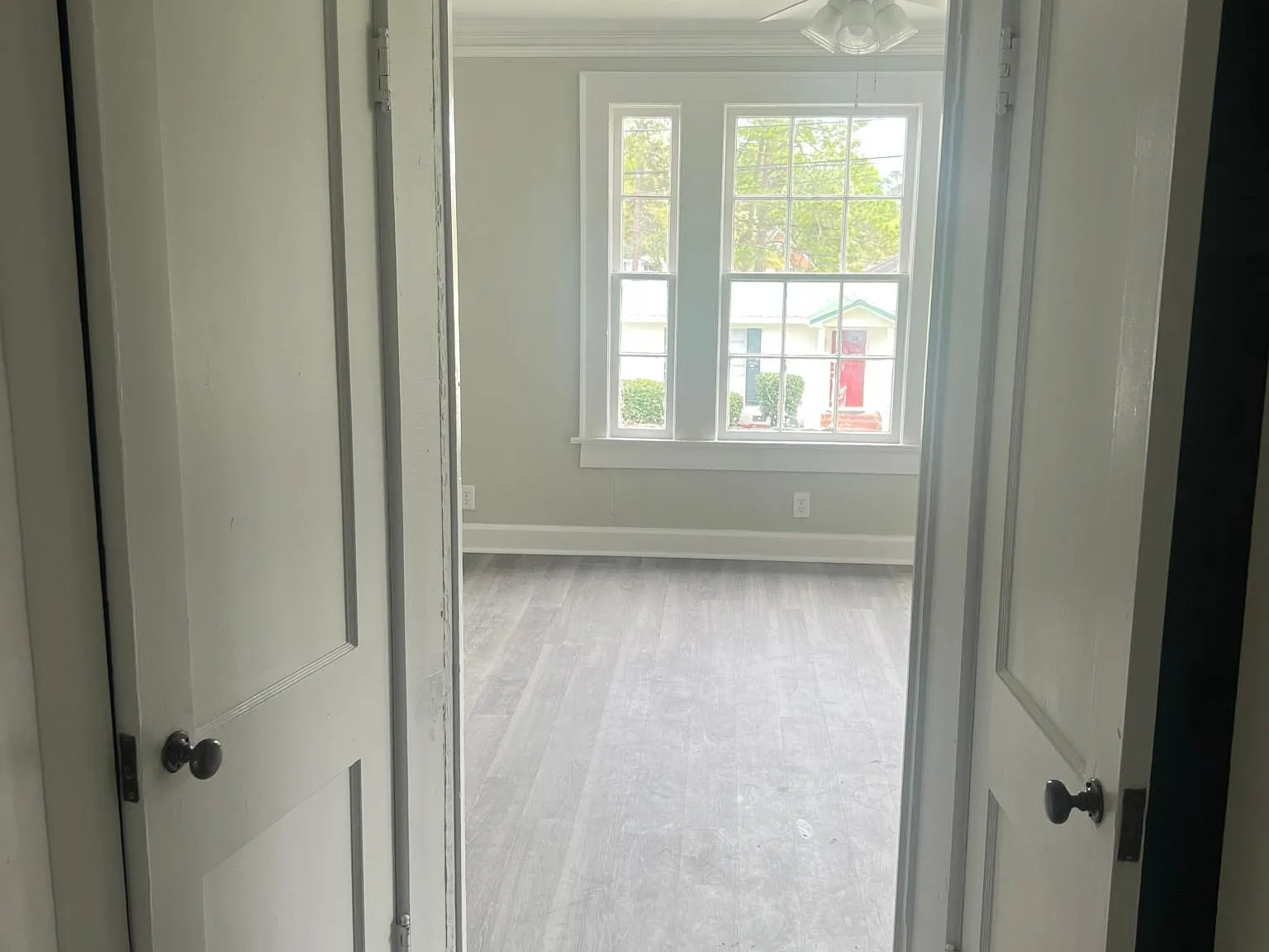 712 1st St SW — Photo 3