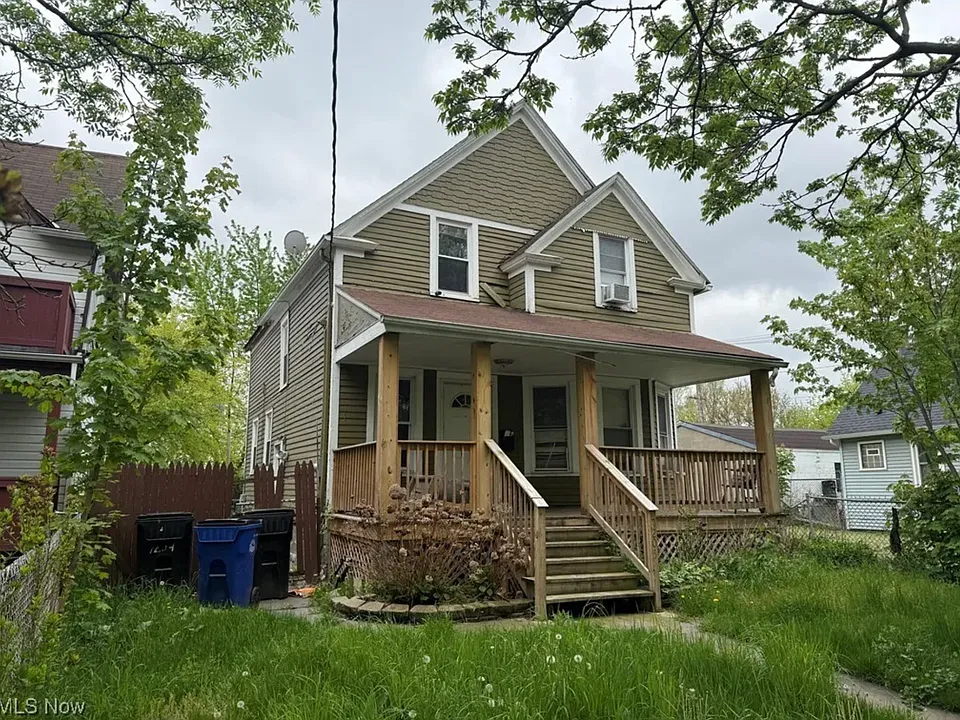 7205 Lawn Ave