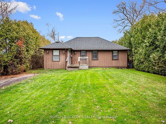 3rd image of 1273 Maple Rd