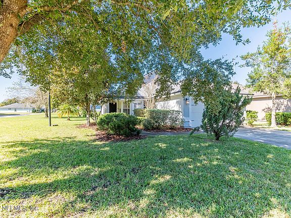 5th image of 213 Mystic Castle Dr