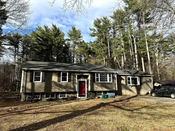 28 George St, Hanson, MA 02341