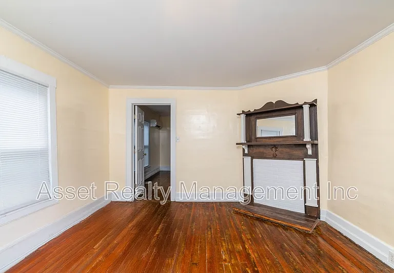 1443 N 4th Ave — Photo 6