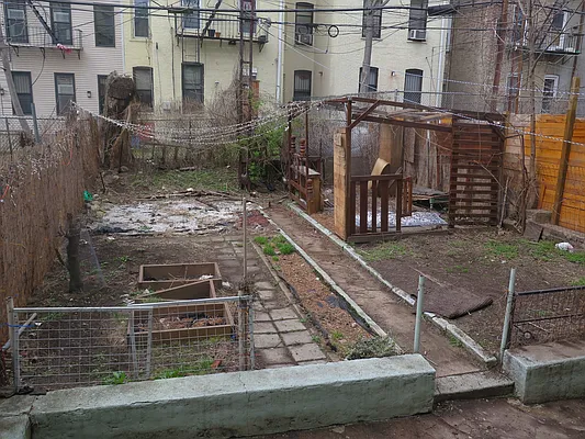 Rented by Spot It Realty LLC | media 10