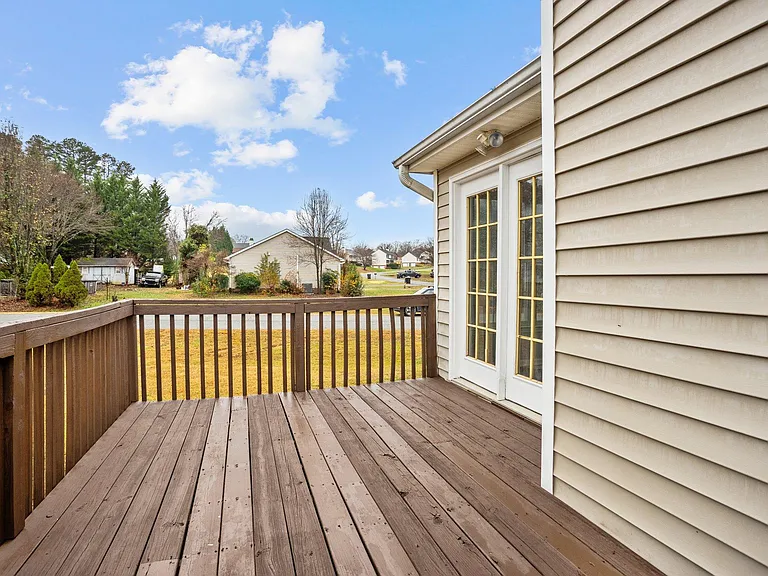 6818 Salem Quarter Rd — Photo 37