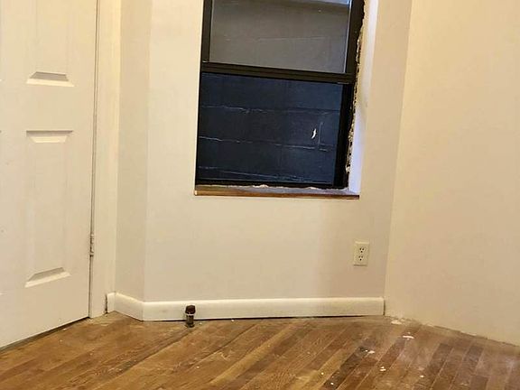 4th image of 319 E 91st St APT 12