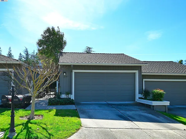 2185 Myrtle Beach Ln, Danville, CA 94526