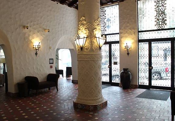 2nd image of 620 Jones St #5